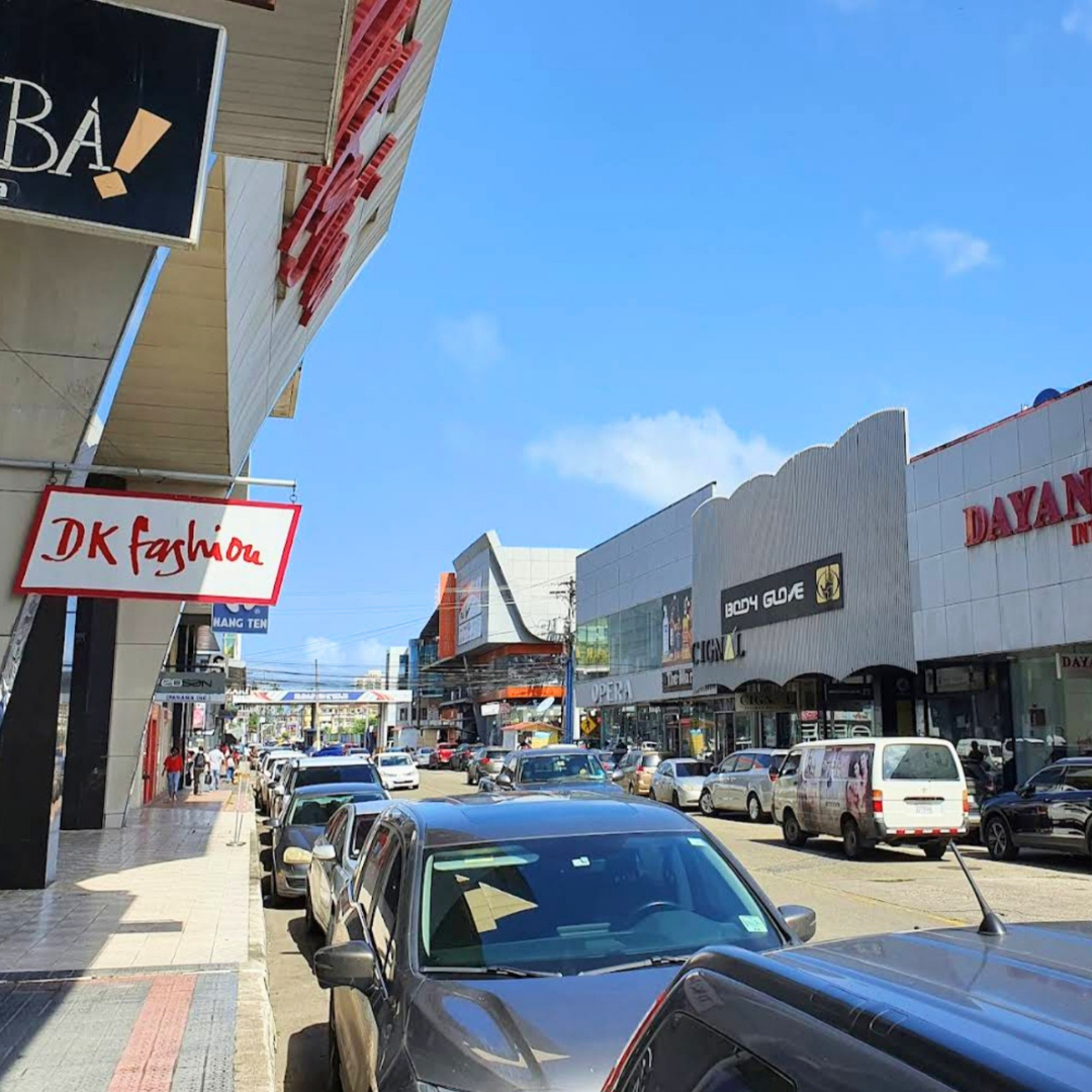 TOUR DE COMPRAS EN LA ZONA LIBRE DE COLÓN