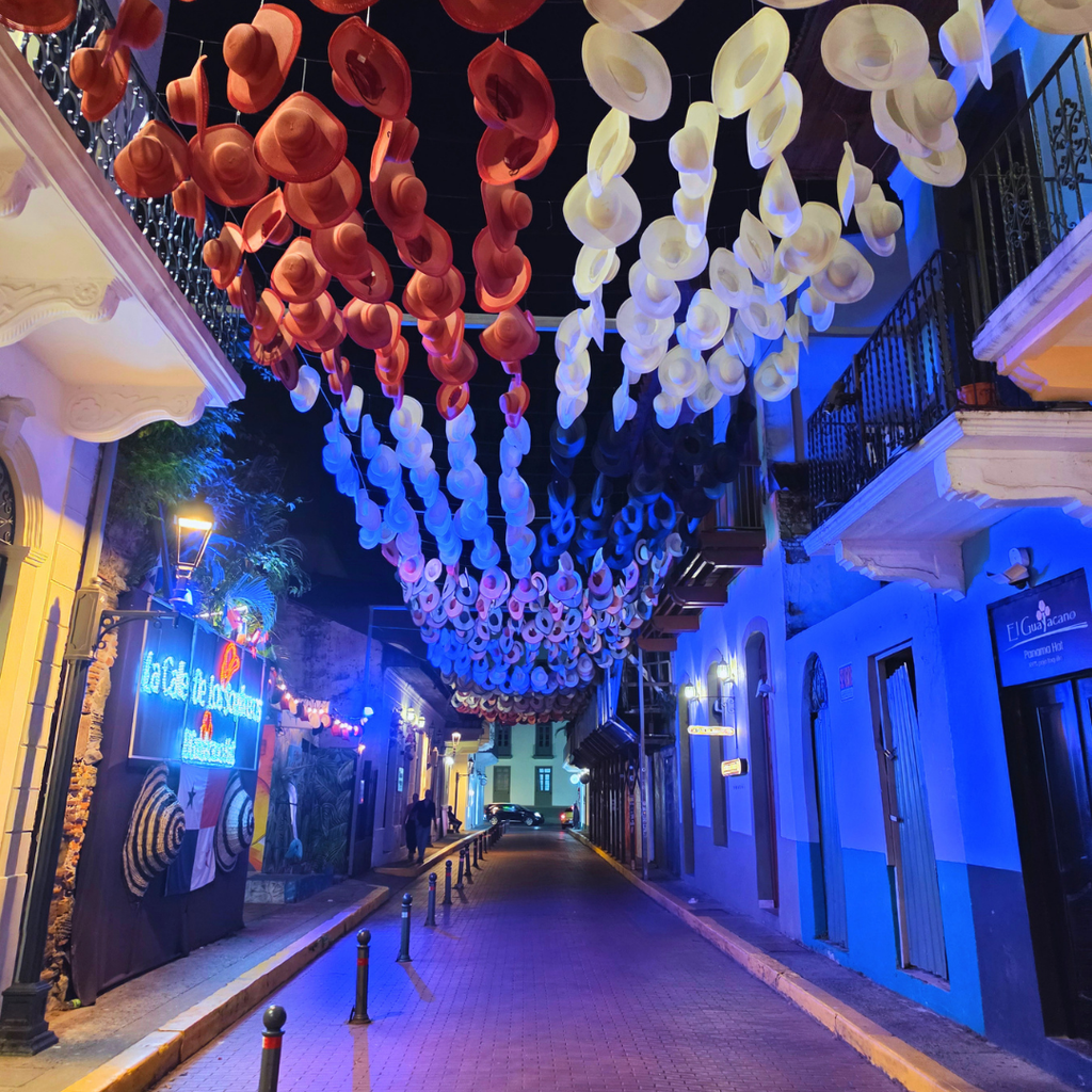 TOUR NOCTURNO EN PANAMÁ | 4 HORAS | 4 ATRACTIVOS CLAVE
